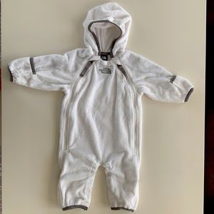 North Face infant OSO one piece suit EUC